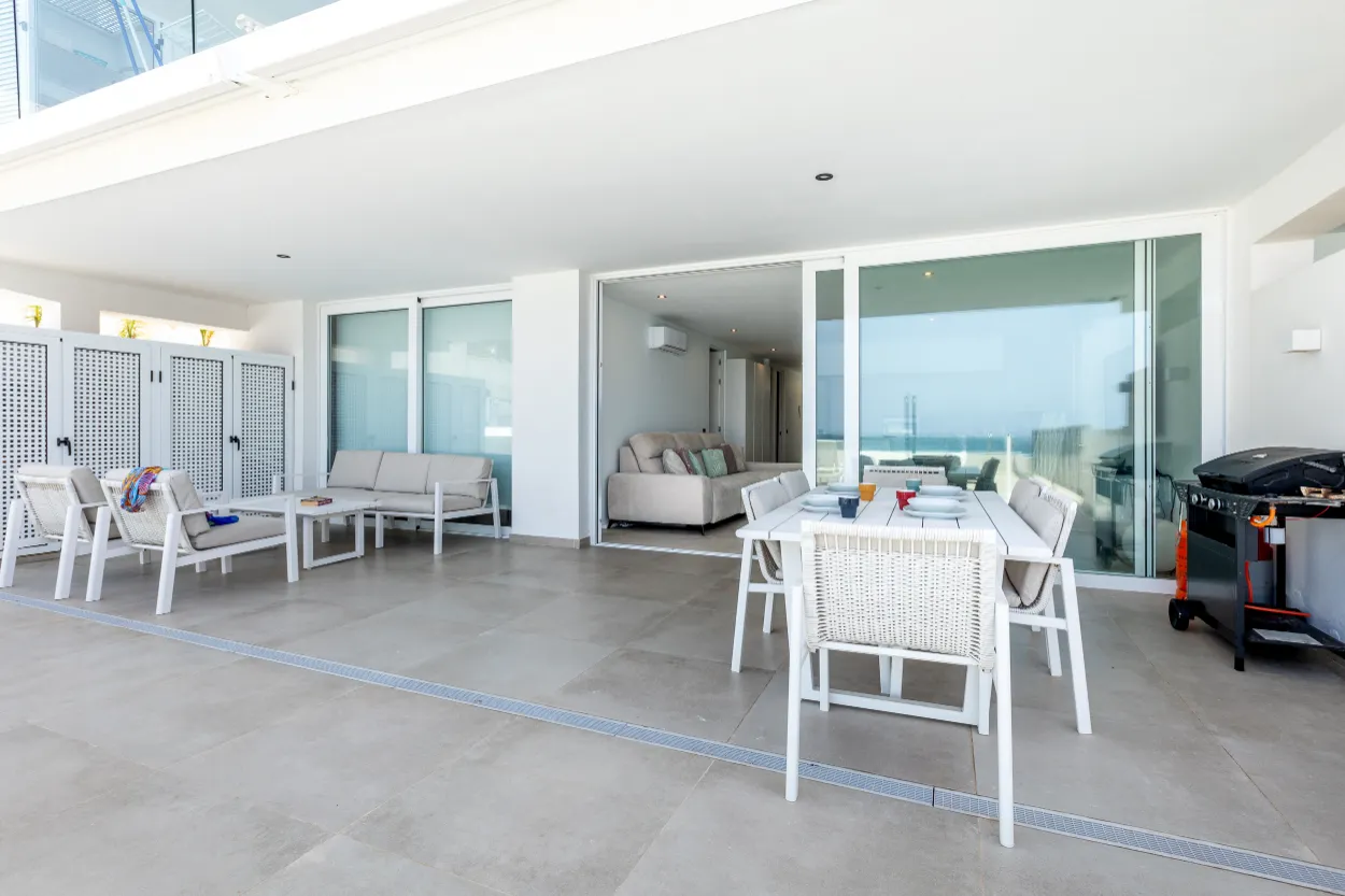 Vista del Silencio - rooftop-terrace-lounge-and-dining-area